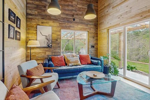 Mountain view home with a large patio and private hot tub | fire-pit | gas grill