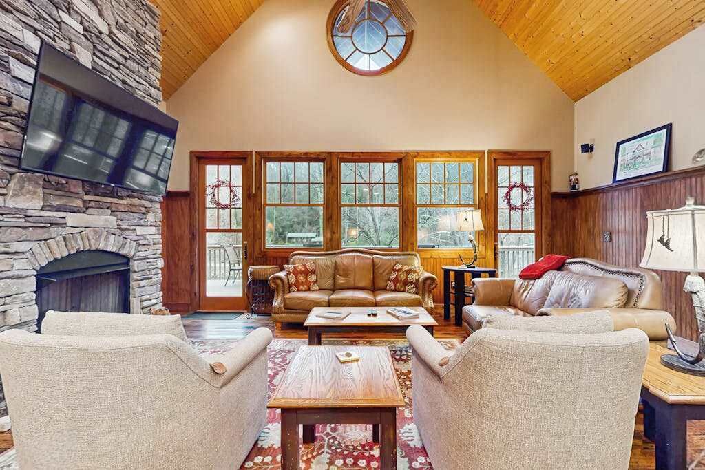 TV, fireplace, DVD player, offices