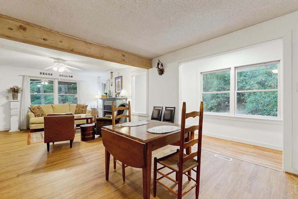Mountain Home Nestled In The Forest With A Stream, Deck, Firepit, & Game Room - Sierra Nevada