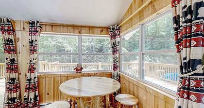 The Little Dude Cabin | Rustic cabin in Franklin with water & wildlife views