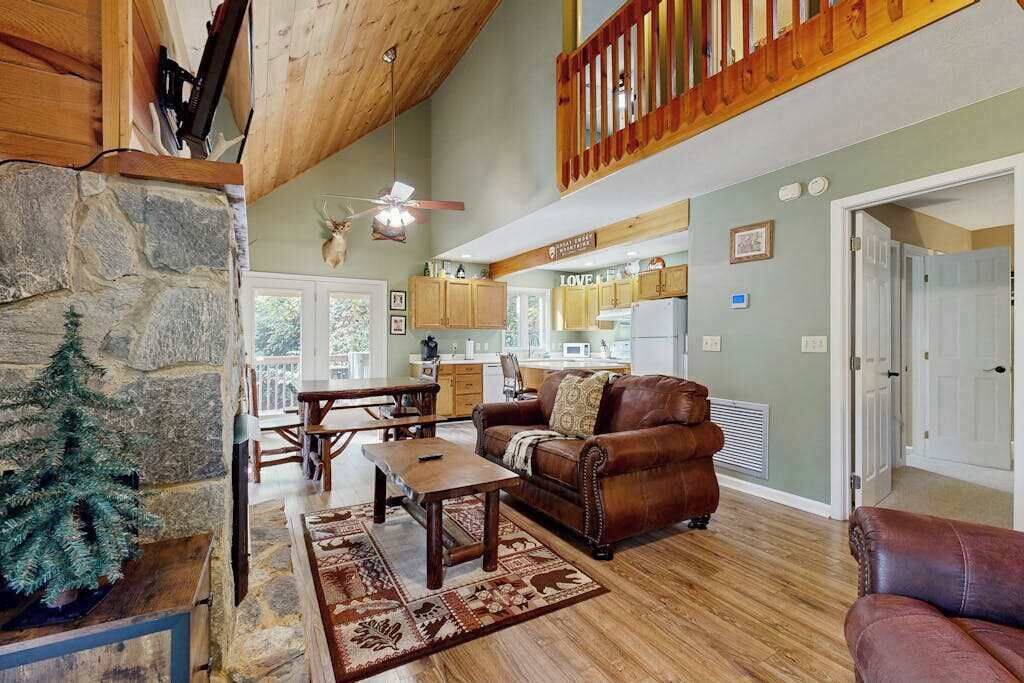 TV, fireplace, offices