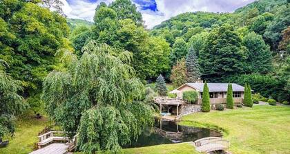 Secluded Dog-Friendly Home w/Spacious Deck, Gas Grill, Gas Fireplace, Fast WiFi