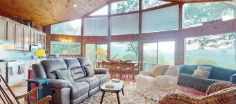 Mountain view house with large deck and close to nature