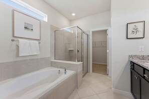 Hair dryer, towels - Chic Orlando Escape, Game Room, Theme beds, Pool (Four Corners)