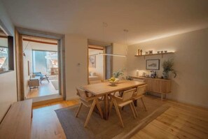 Dining - São Victor Residences - 1. Presidential Garden Suite with Private Pool (Porto)