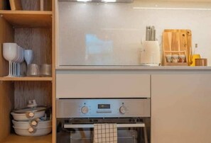 Private kitchen - 1. Presidential Garden Suite with Private Pool (Porto)