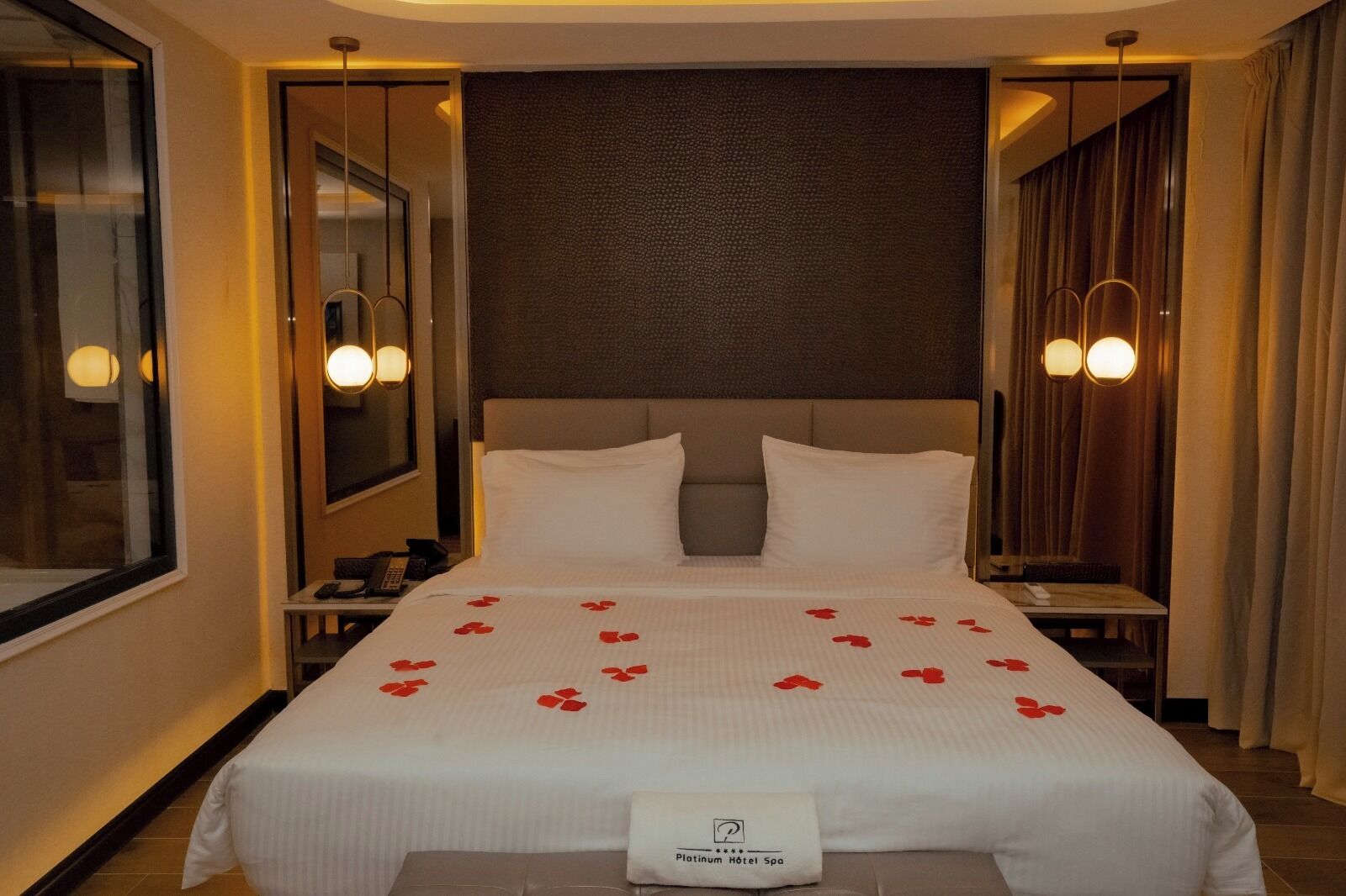 In-room safe, desk, laptop workspace, soundproofing