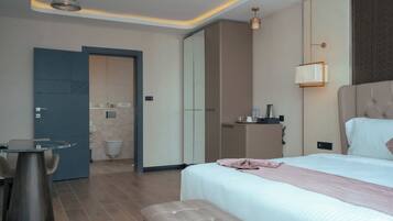 In-room safe, desk, laptop workspace, soundproofing