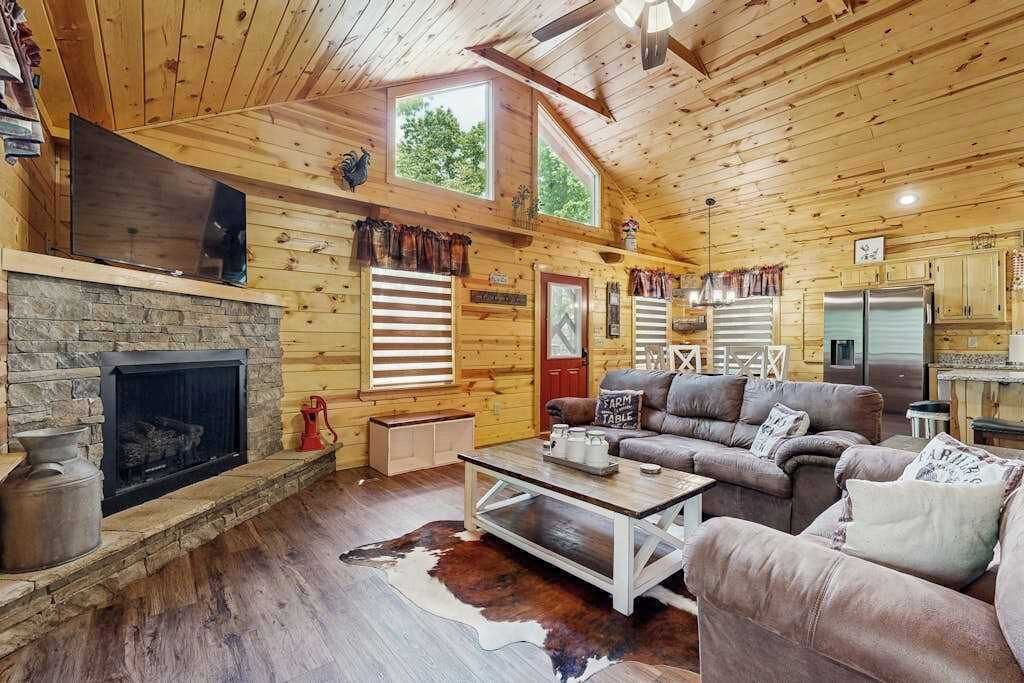 TV, fireplace, offices