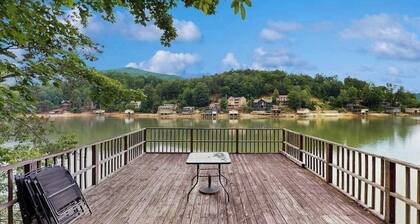 Lakefront cabin at Lake Lure with grill, boathouse, dock & porch