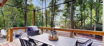 Lakeview tiny home with a loft, full kitchen, furnished deck, & firepit