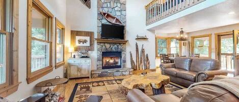 TV, fireplace, video games, DVD player