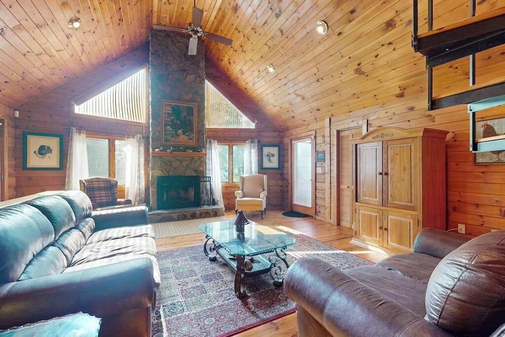 TV, fireplace, DVD player, offices