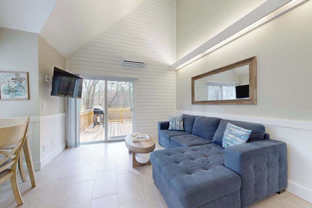 TV, offices