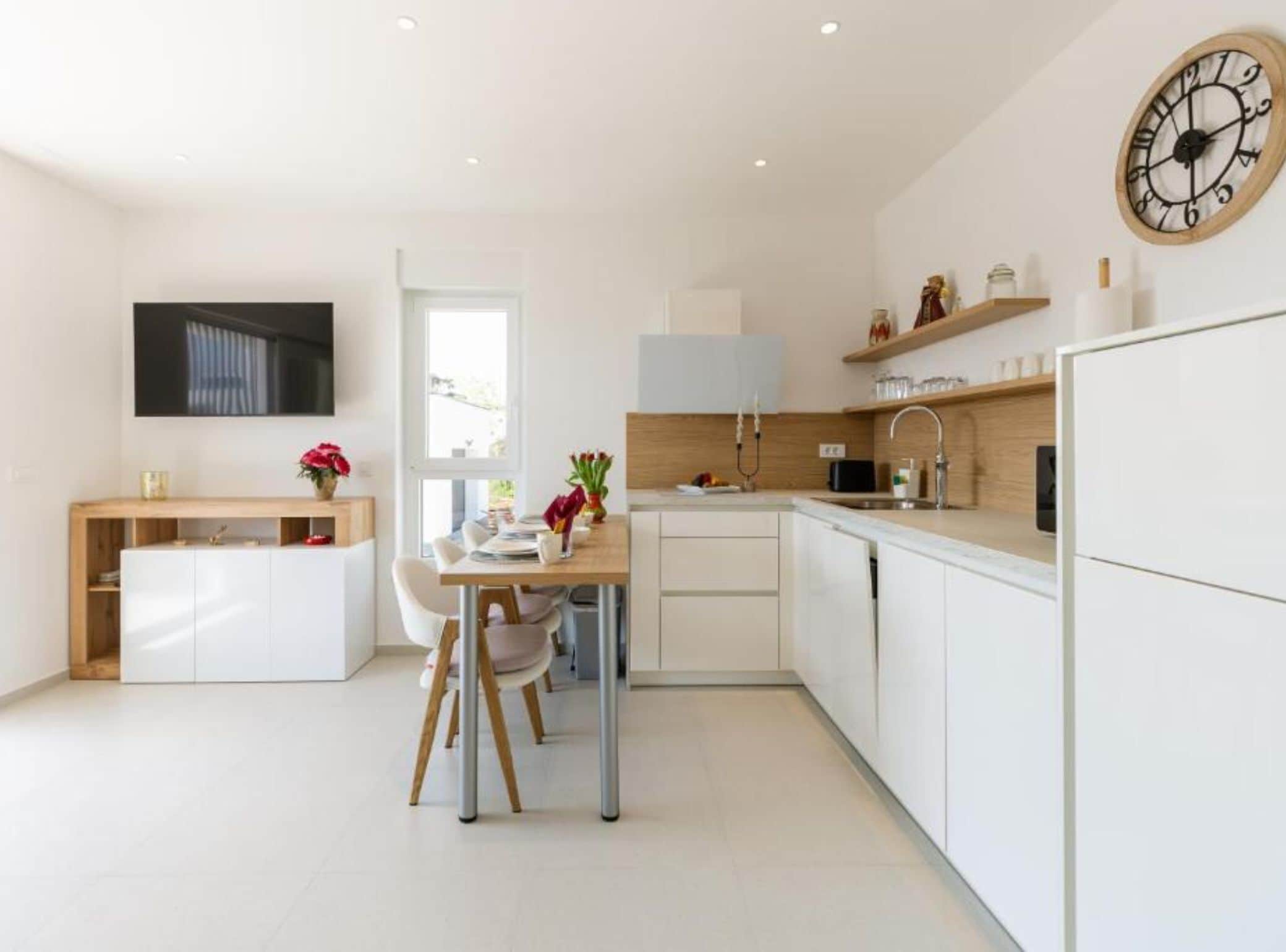Apartment (One bedroom with sea view) | Private kitchen