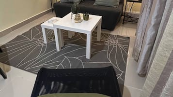 Apartment, 2 Bedrooms | Living room