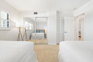 Room - Spacious Condo at Gulf & Bay Club on Siesta Key! (Siesta Key)