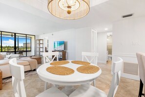 Dining - Spacious Condo at Gulf & Bay Club on Siesta Key! (Siesta Key)