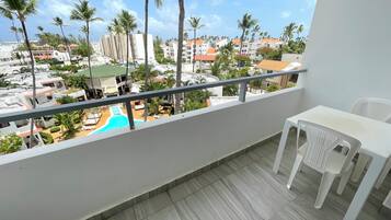 Suíte, vista para o resort | Vista do quarto