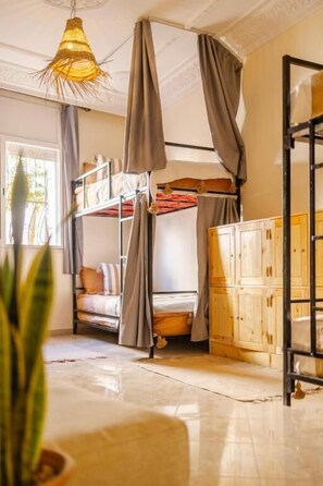 Shared Dormitory | Free WiFi - Sable Beach Surfcamp Tamraght  (agadir)