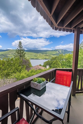 Réveillez-vous face au Lac Tremblant · Condo 2 ch · 5 min du village piétonniers