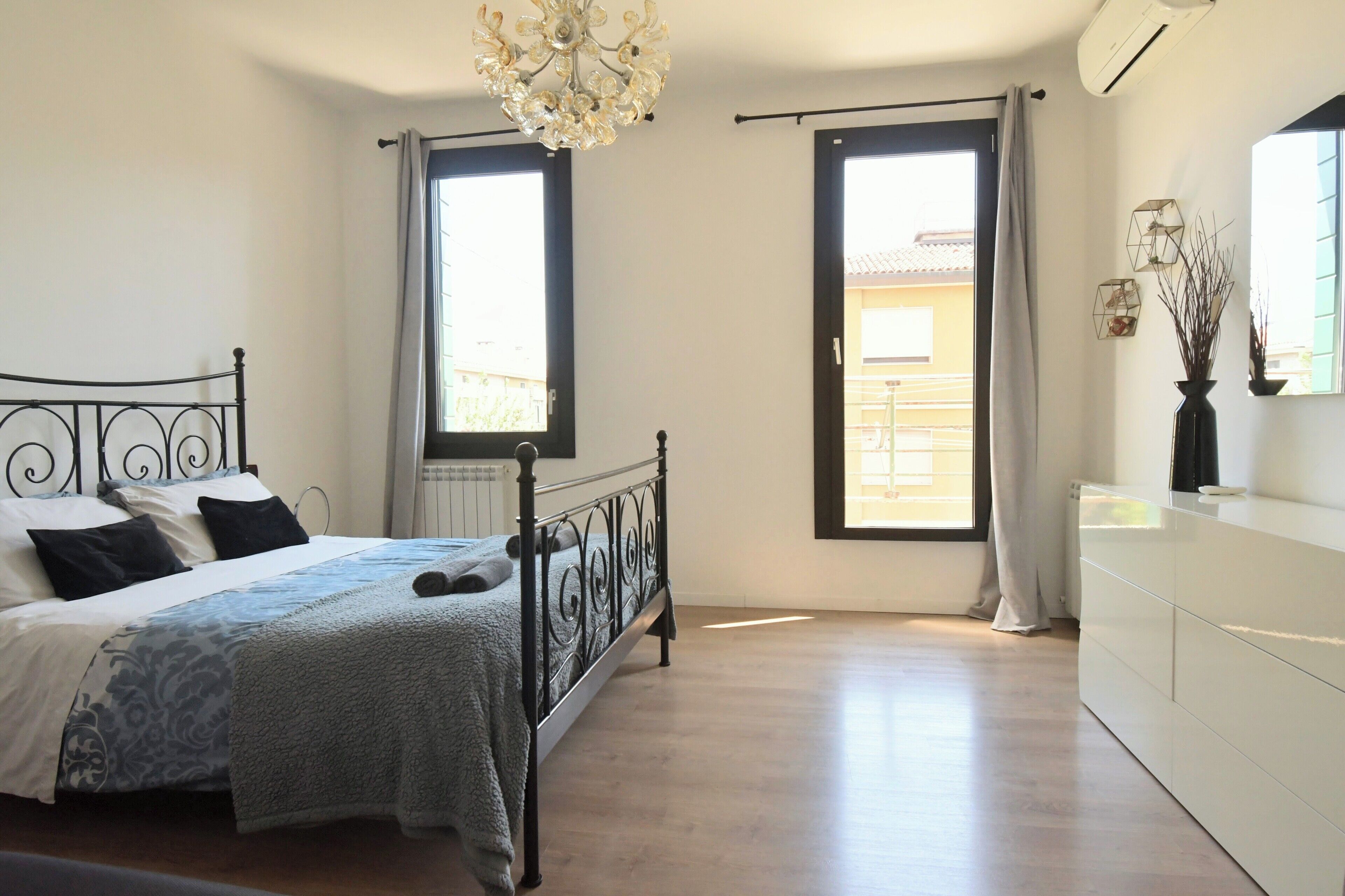 2 Schlafzimmer, Bügeleisen/Bügelbrett, WLAN, Bettwäsche