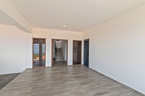 Interior - Villa Bista di Laman, stunning views over Bandabou, 3 bedrooms and private pool (Willemstad)