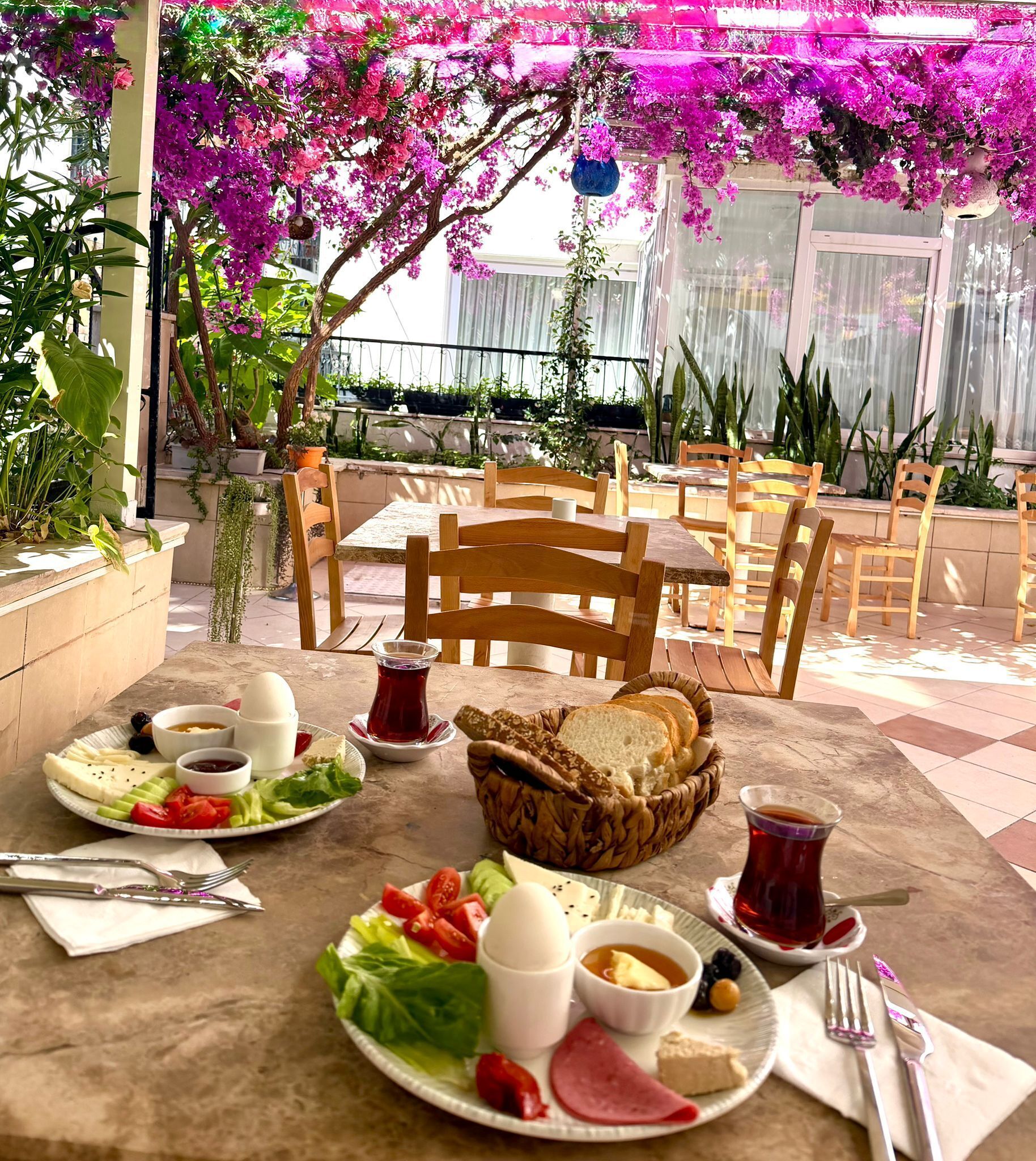 Free daily local cuisine breakfast