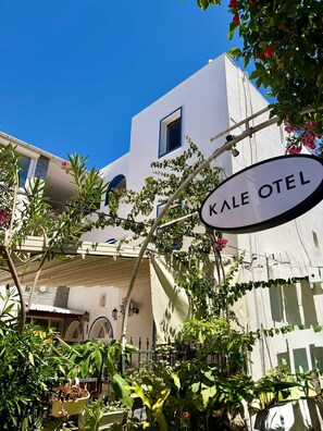 Front of property - Kale Otel Bodrum (Bodrum)