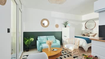 1 bedroom, internet, bed sheets