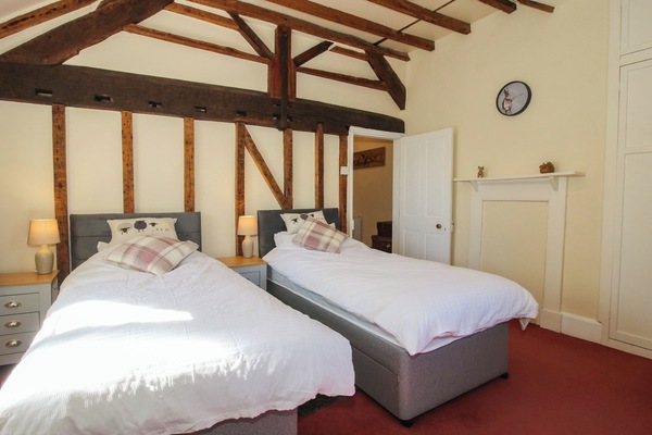 3 bedrooms, WiFi (free), individually decorated, individually furnished