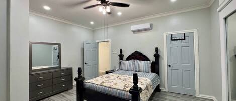 3 habitaciones, tabla de planchar con plancha y wifi