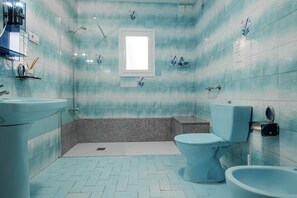 Shower, towels