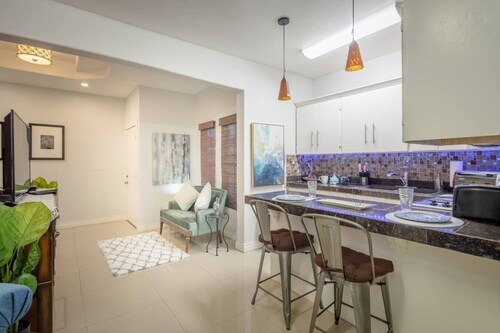 Central Master Suite Long Term Welcome