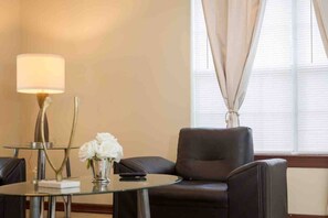 Interior - Central Wide & Spacious Downtown Home (McAllen)