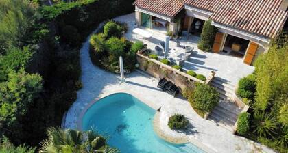 Villa 8 pers Piscine privée 15 min de Cannes