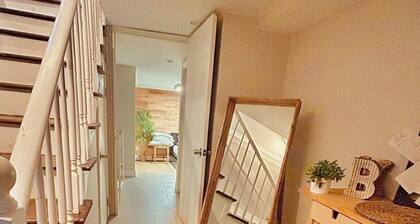 Charming 1-bedroom apartment with AC in cozy near JFK AIRPORT!