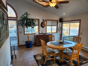 Dining - Waterfront Cottage - Hot Tub - Kayaks - Canoes - Bikes - 2 Bedrooms - Sleeps 8! (Waterville)