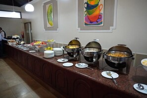 Dining - HOTEL AJAVI (Ibarra)