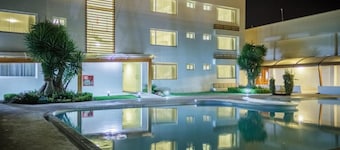 HOTEL AJAVI