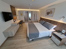 Caja de seguridad en la habitación y sistema de insonorización
