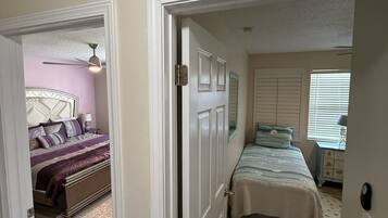 2 chambres, Wi-Fi gratuit, draps fournis