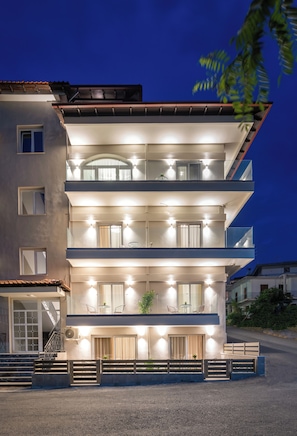 Front of property - evening/night