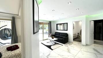 2 habitaciones, tabla de planchar con plancha y wifi gratis