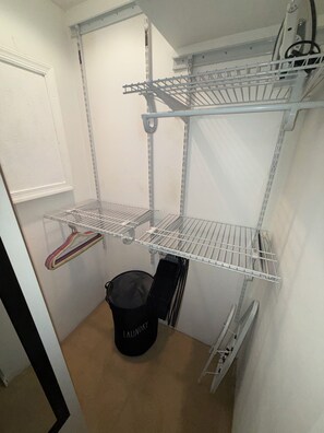 Interior - Private Basement Apartment: 30+ Day Stay (Montgomery Village)
