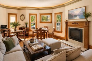 TV, fireplace, offices