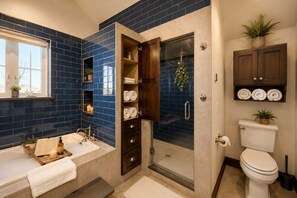 Dusche, Haartrockner, Handtücher, Shampoo