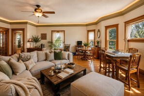 TV, fireplace, offices