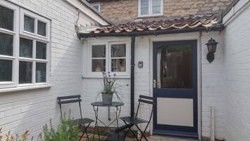 Cottage | Exterior