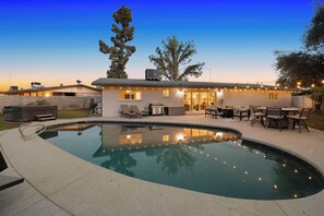 Pool - Peaceful family getaway ,Hot tub and Heated pool (Mesa)